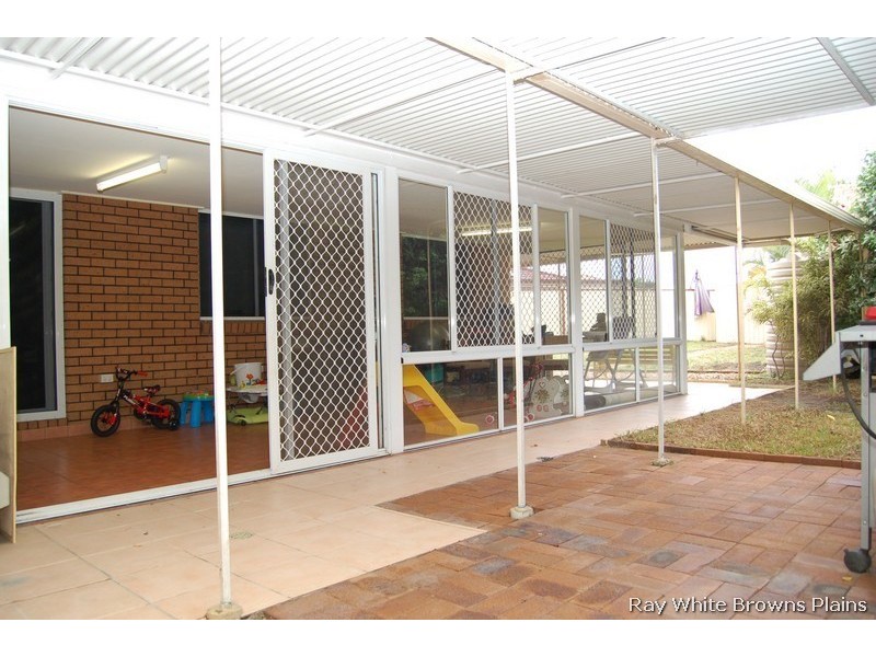 12 Stevens Court, Crestmead QLD 4132