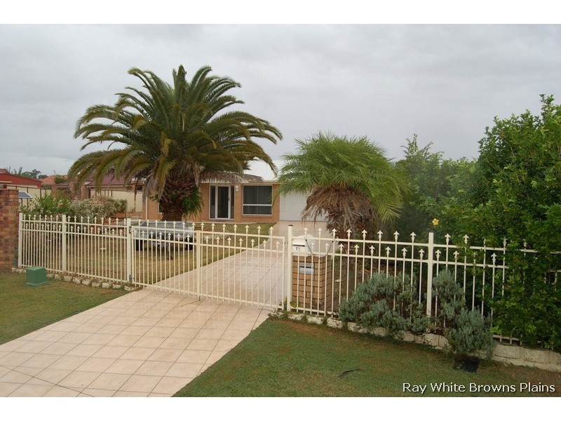12 Stevens Court, Crestmead QLD 4132