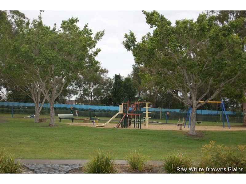 12 Stevens Court, Crestmead QLD 4132