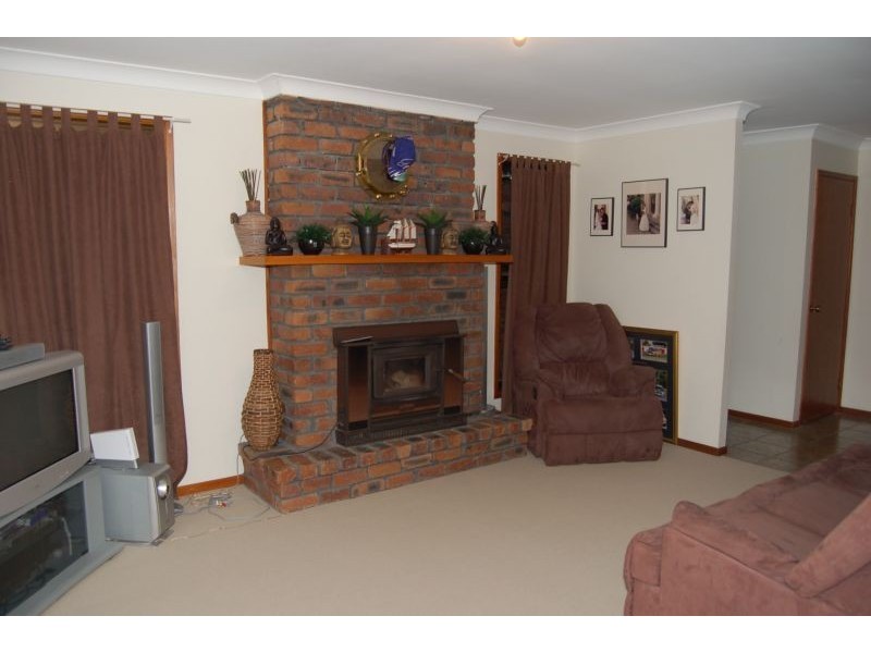 74-76 Kallioota Street, Greenbank QLD 4124