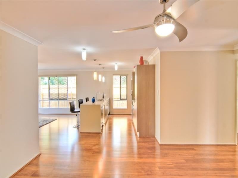 44B Maryland Street, Regents Park QLD 4118