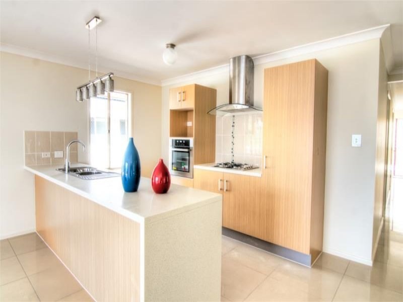 44B Maryland Street, Regents Park QLD 4118