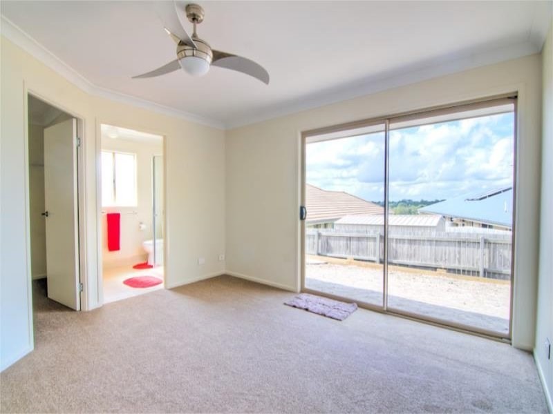 44B Maryland Street, Regents Park QLD 4118