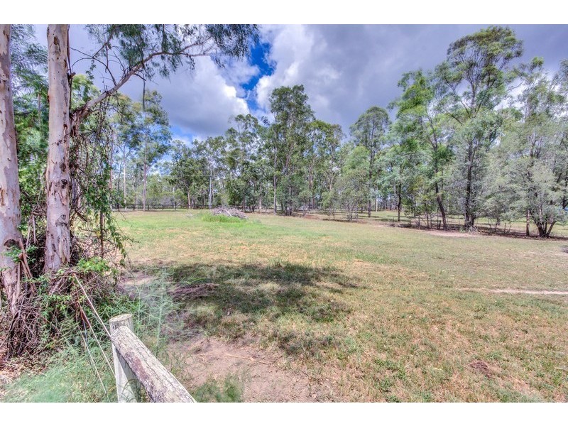 205-221 Mundoolun Road, Jimboomba QLD 4280