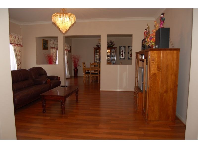 9-11 Paperbark Court, New Beith QLD 4124