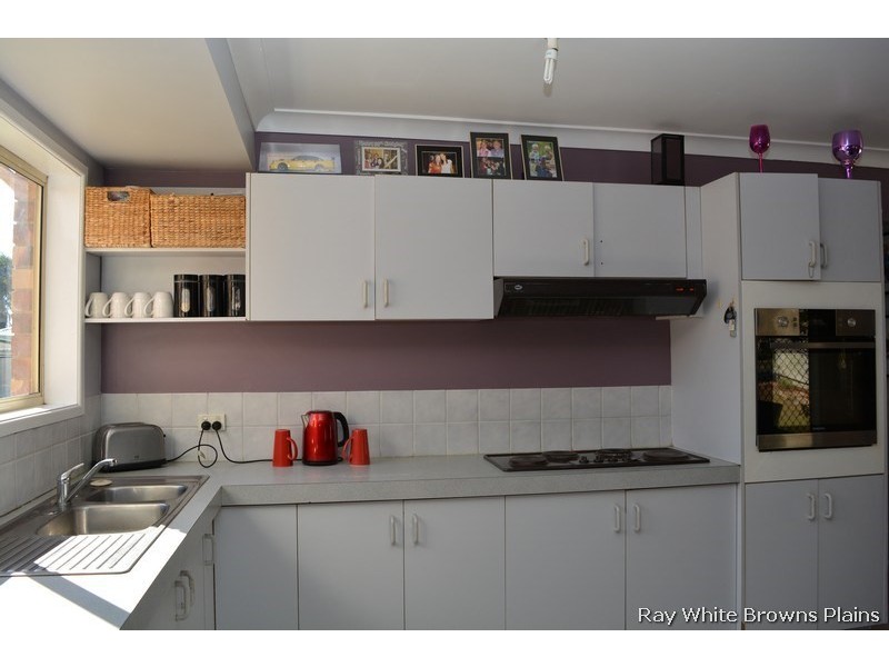 45 Emerald Drive, Regents Park QLD 4118