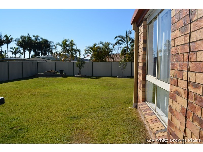 45 Emerald Drive, Regents Park QLD 4118