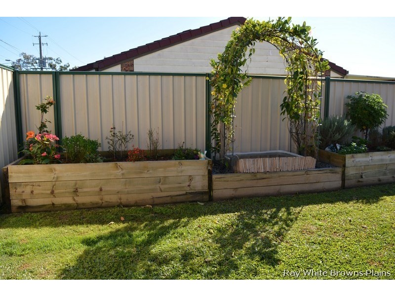 45 Emerald Drive, Regents Park QLD 4118