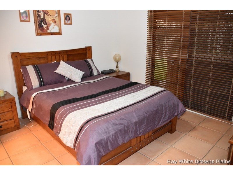 15 Janine Drive, Bahrs Scrub QLD 4207