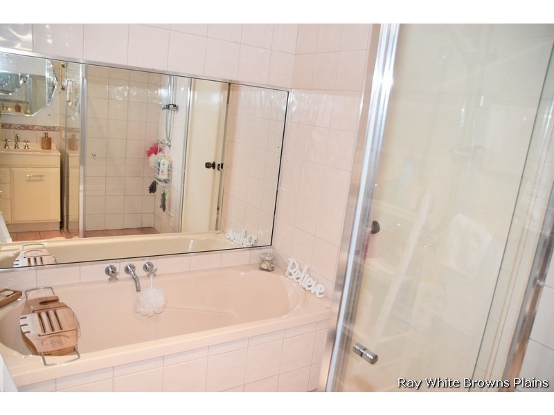 15 Janine Drive, Bahrs Scrub QLD 4207