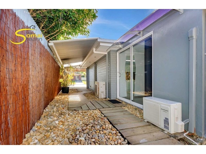 62 Federation Drive, Hillcrest QLD 4118