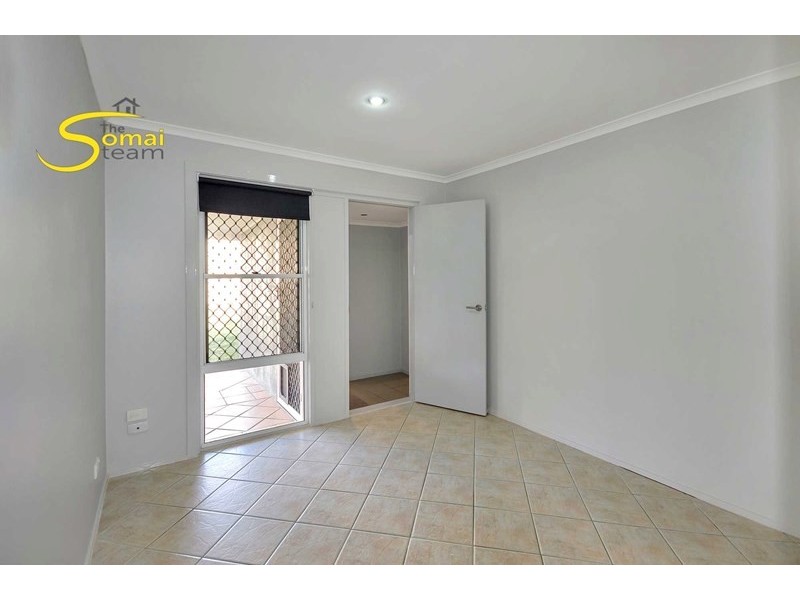 62 Federation Drive, Hillcrest QLD 4118