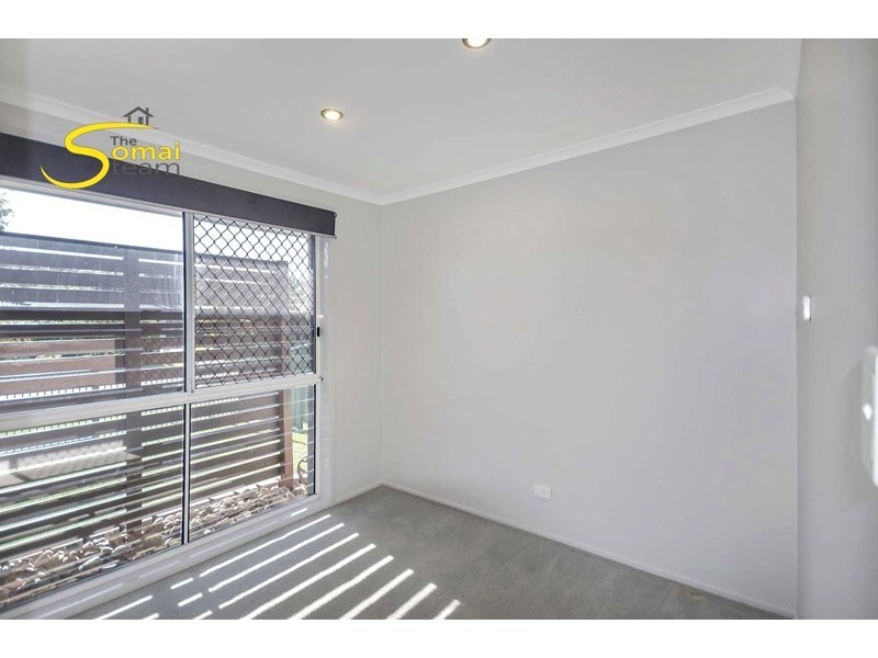 62 Federation Drive, Hillcrest QLD 4118