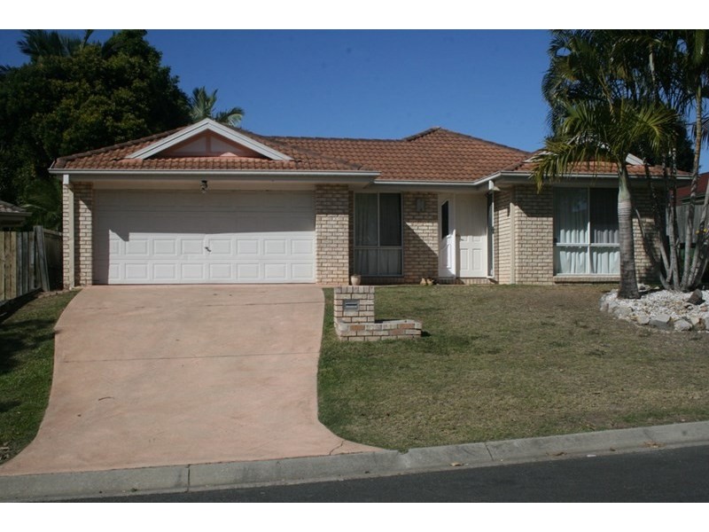 4 Tannadice Court, Regents Park QLD 4118