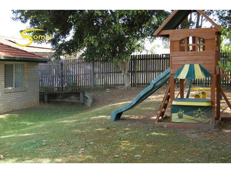 5 Lutton Court, Boronia Heights QLD 4124