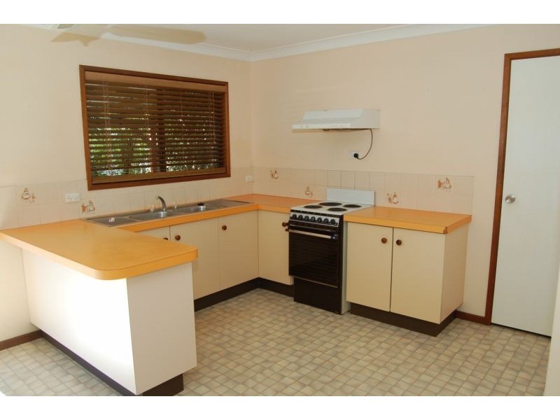 44 Estramina Road, Regents Park QLD 4118