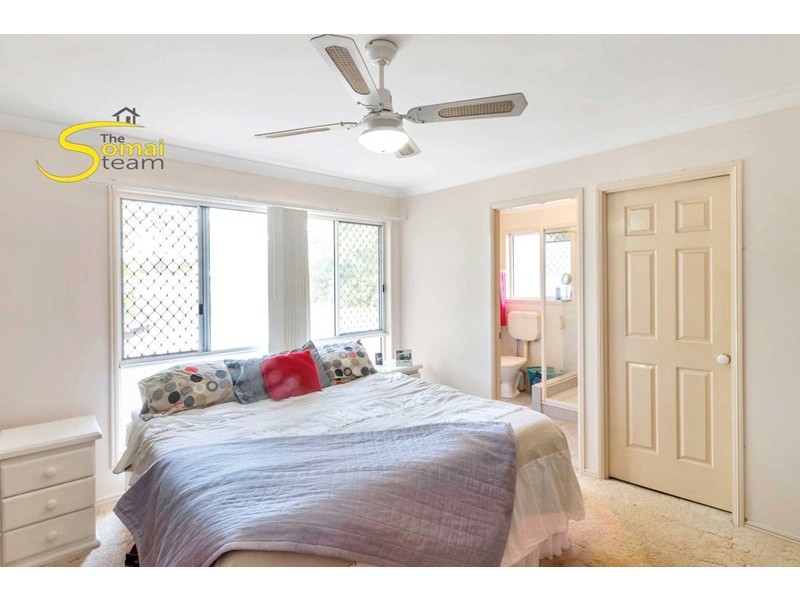 134-136 Merluna Road, Park Ridge South QLD 4125