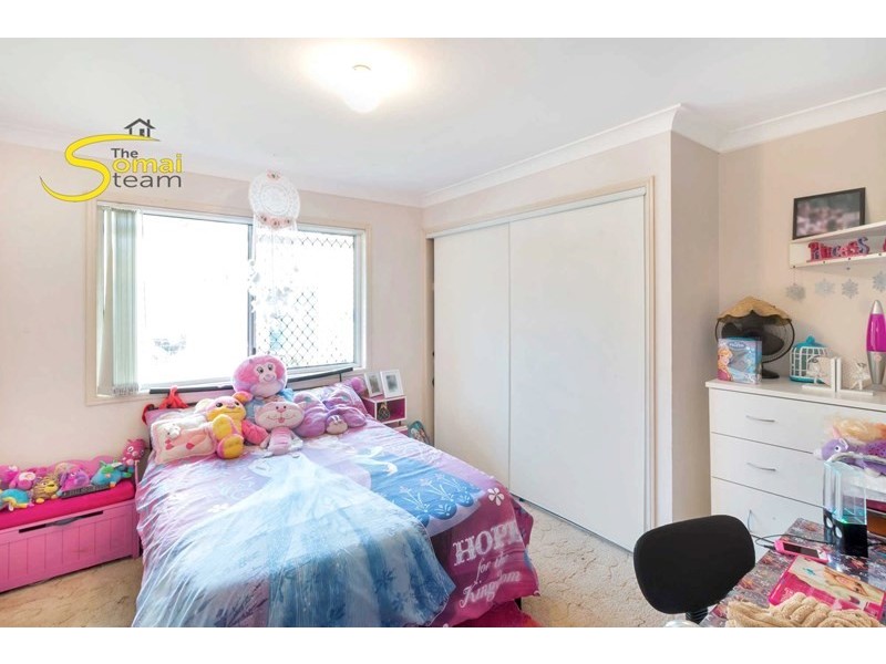 134-136 Merluna Road, Park Ridge South QLD 4125