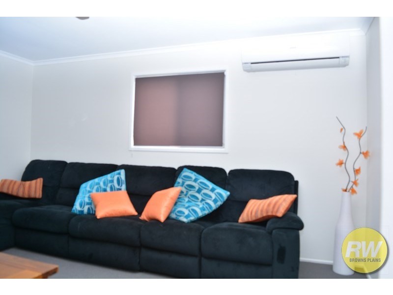 30 Strathallen Drive, Boronia Heights QLD 4124