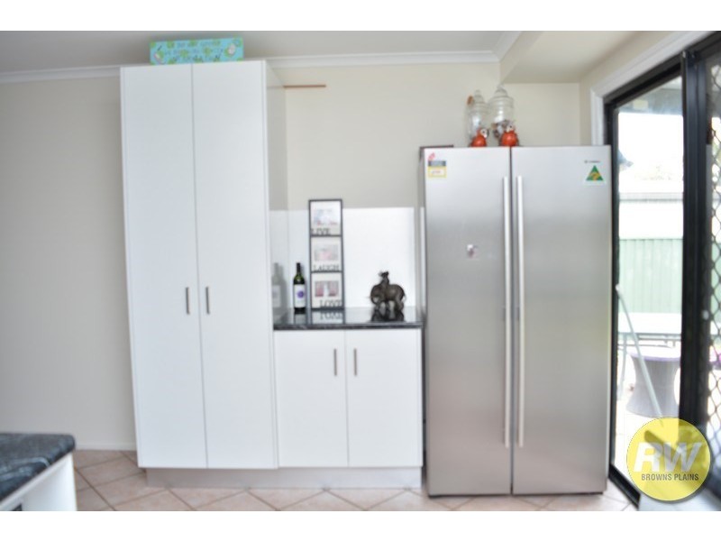 30 Strathallen Drive, Boronia Heights QLD 4124