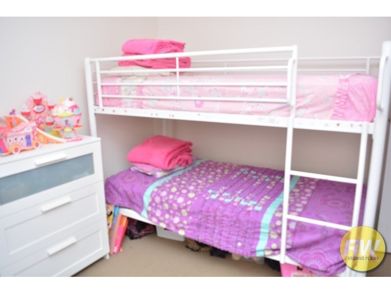 30 Strathallen Drive, Boronia Heights QLD 4124