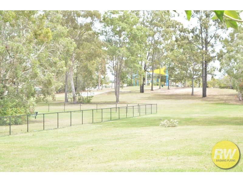 30 Strathallen Drive, Boronia Heights QLD 4124