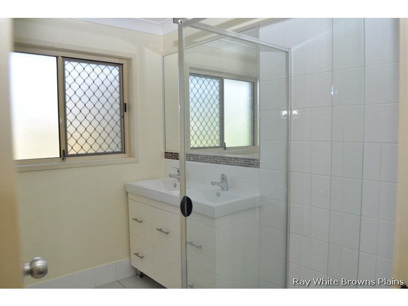 84 Mackellar Drive, Boronia Heights QLD 4124