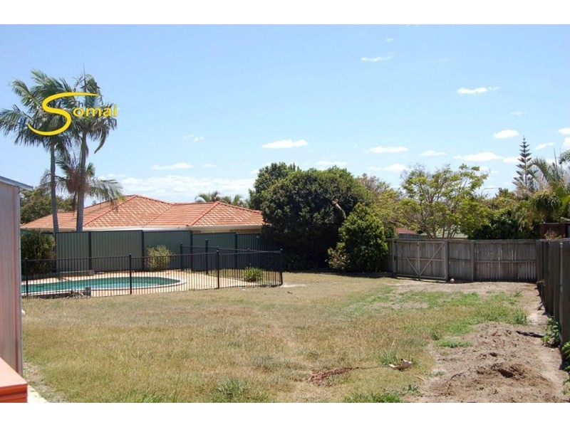 13 Standford Place, Regents Park QLD 4118