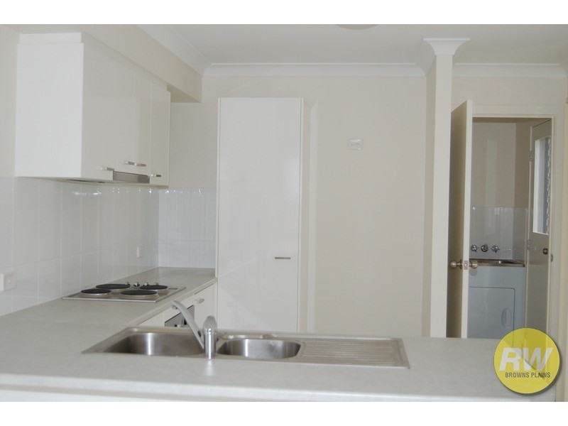 18 (A and B) Lagoona Court, Churchill QLD 4305