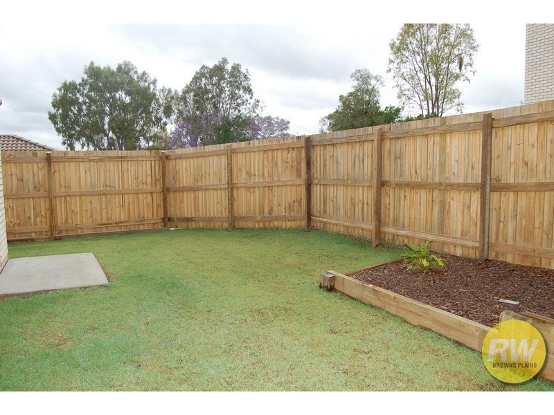 18 (A and B) Lagoona Court, Churchill QLD 4305