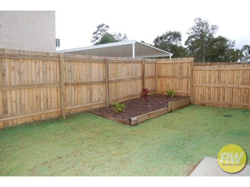 18 (A and B) Lagoona Court, Churchill QLD 4305