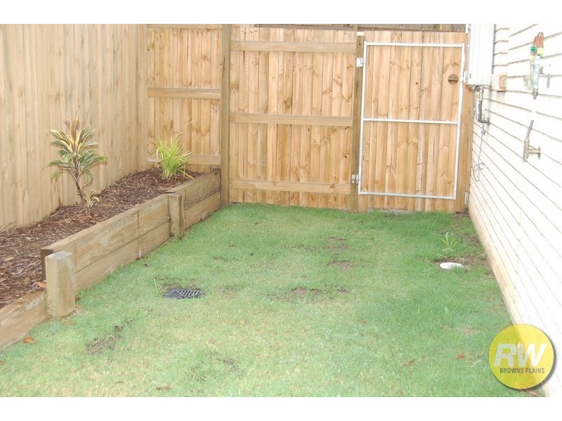 18 (A and B) Lagoona Court, Churchill QLD 4305