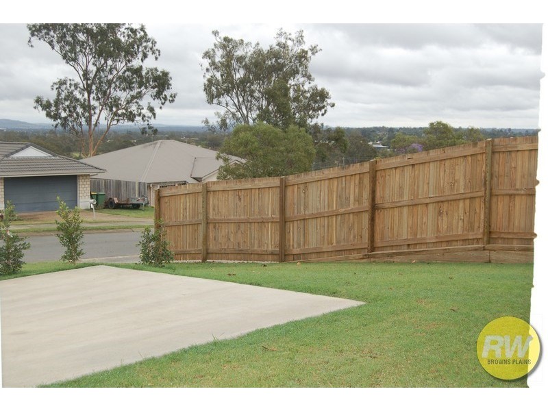 18 (A and B) Lagoona Court, Churchill QLD 4305