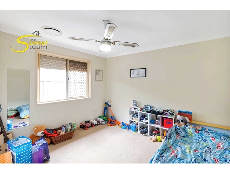 27 Cianthus Street, Regents Park QLD 4118