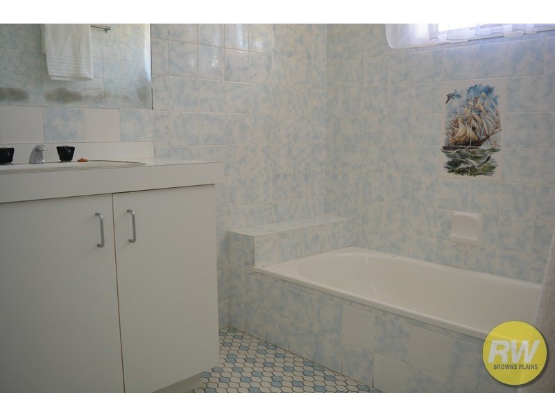 248 Middle Road, Boronia Heights QLD 4124