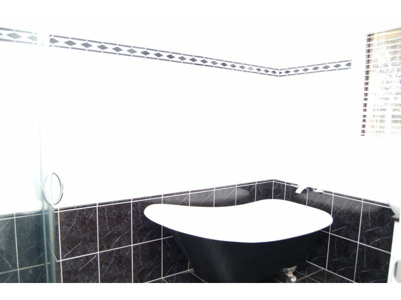 17 Lichen Court, Regents Park QLD 4118