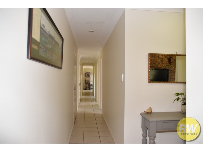 13 Janine Drive, Bahrs Scrub QLD 4207