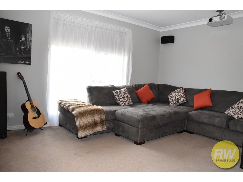 13 Janine Drive, Bahrs Scrub QLD 4207