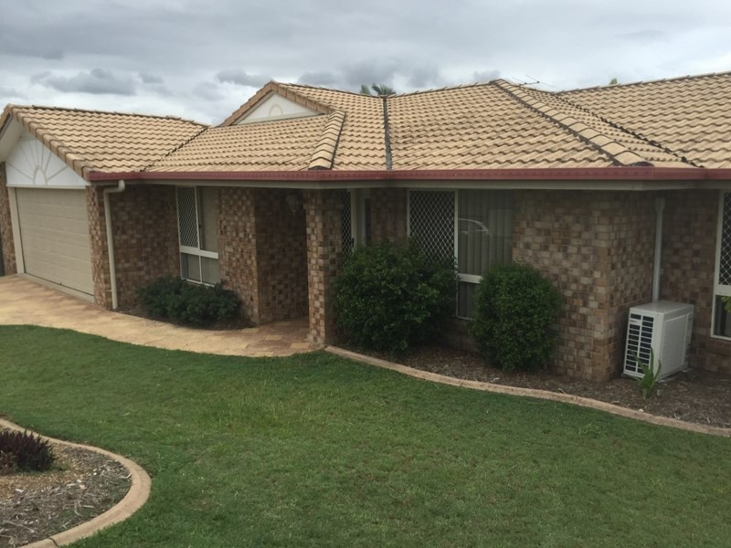 1 Regal Drive, Regents Park QLD 4118