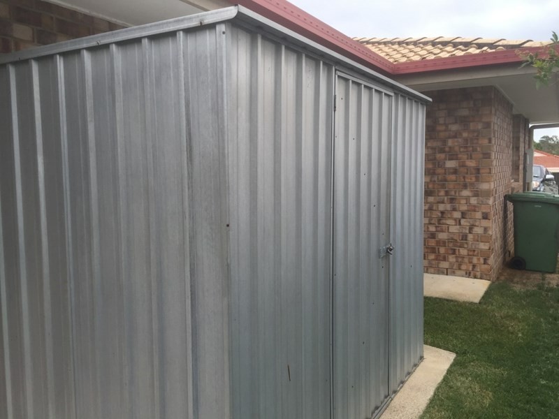 1 Regal Drive, Regents Park QLD 4118