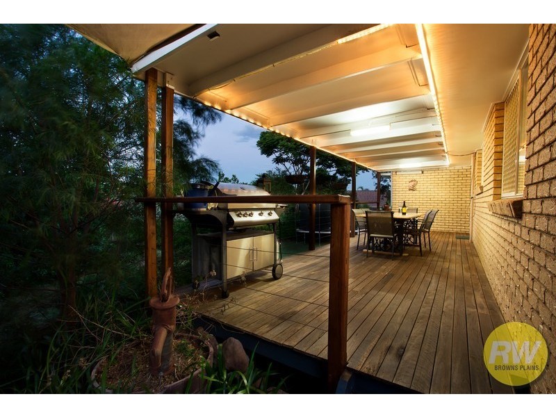 11 Boronia Close, Calamvale QLD 4116