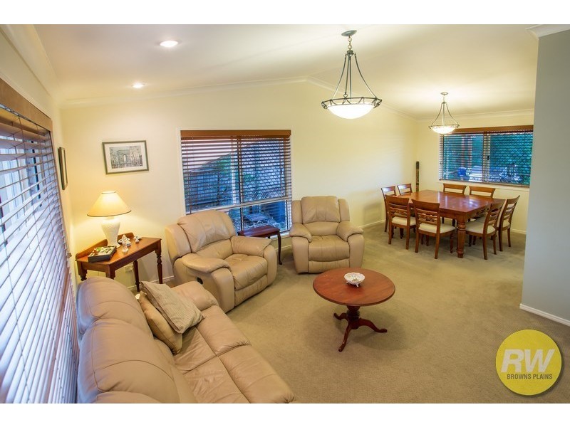 11 Boronia Close, Calamvale QLD 4116