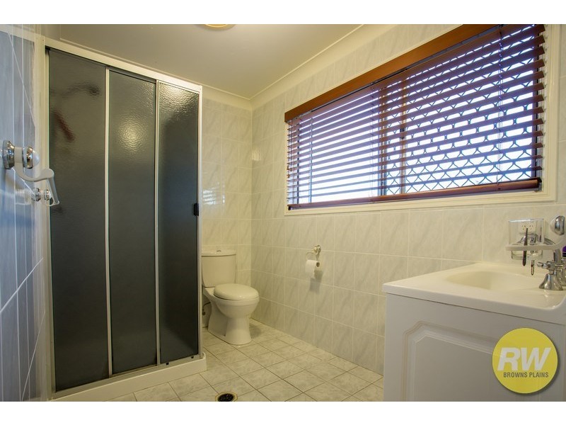 11 Boronia Close, Calamvale QLD 4116