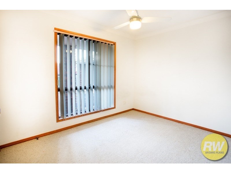 23 Cresthill Avenue, Regents Park QLD 4118