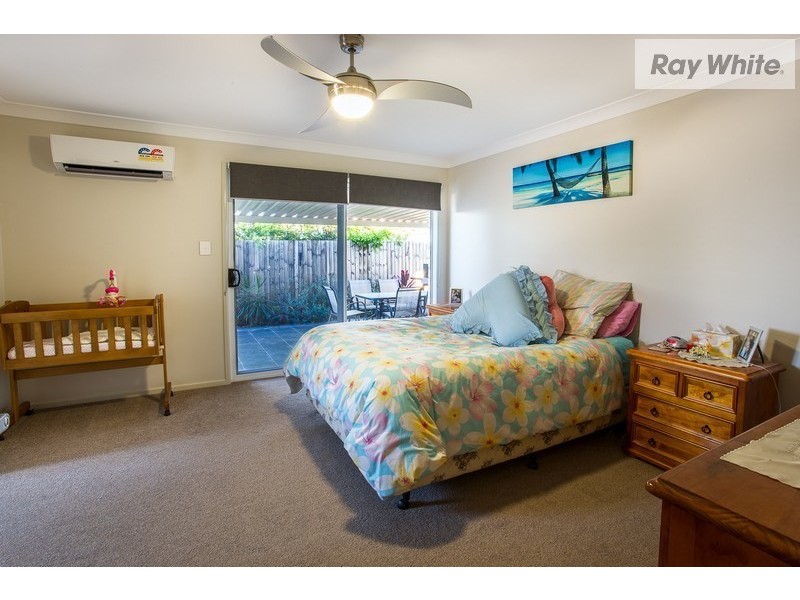 44 Maryland Drive, Regents Park QLD 4118