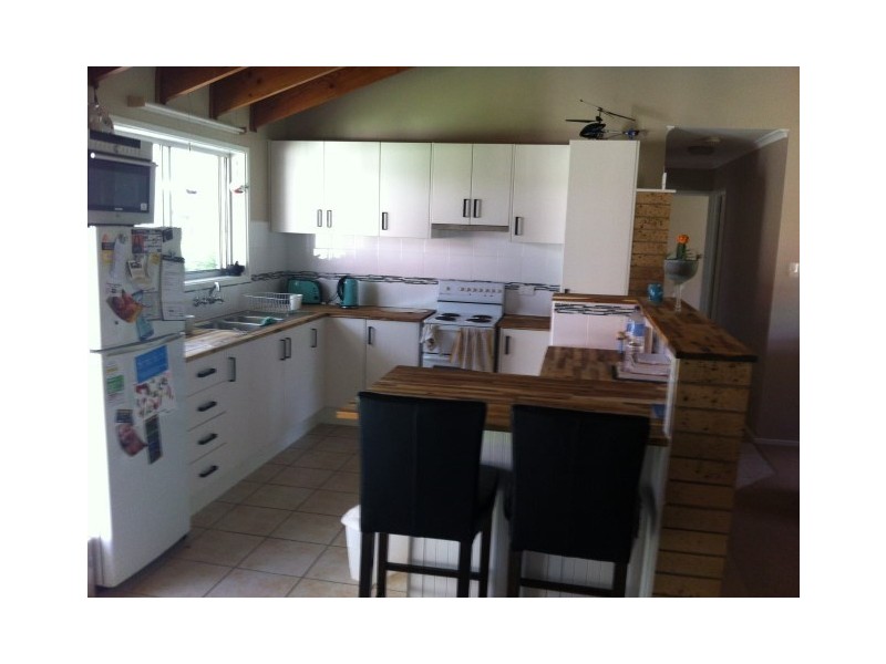 17 Conifer Street, Hillcrest QLD 4118