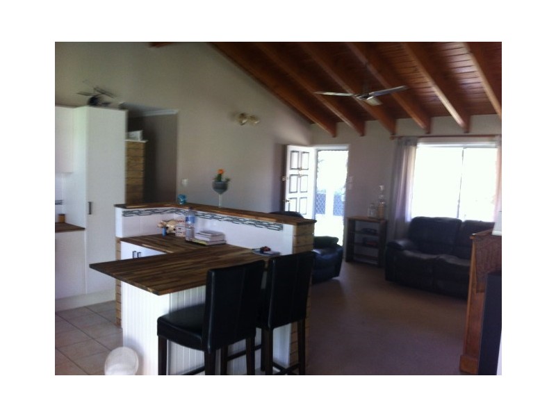 17 Conifer Street, Hillcrest QLD 4118