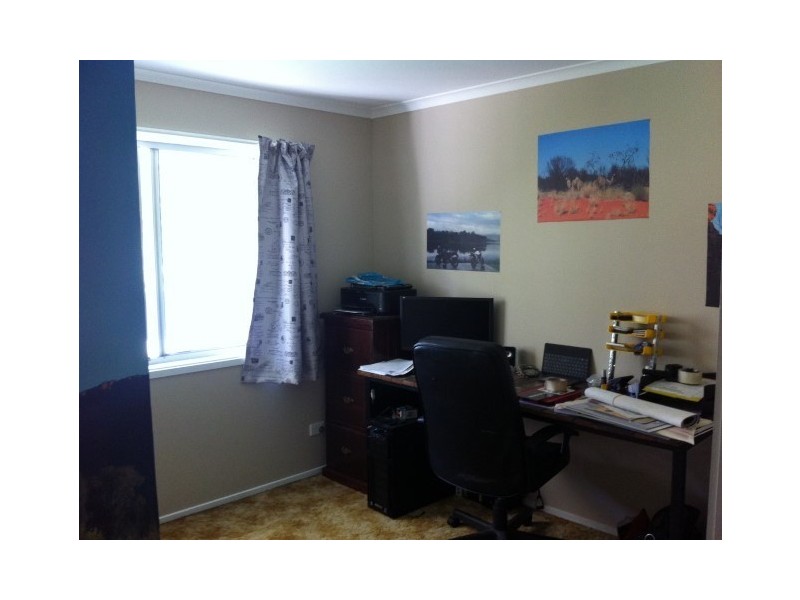 17 Conifer Street, Hillcrest QLD 4118