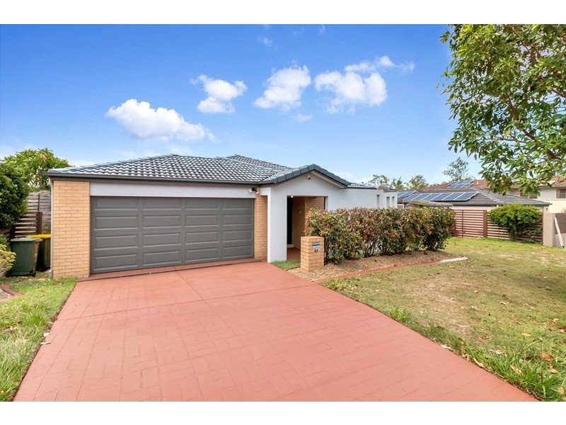 62 Mapelton Circuit, Parkinson QLD 4115