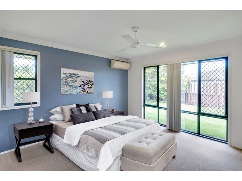62 Mapelton Circuit, Parkinson QLD 4115